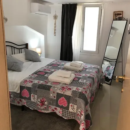 Casa Fiore, Rhodes Apartment Rhodes City
